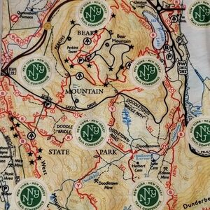 NWOT map New York Parks Gaitor, Unisex